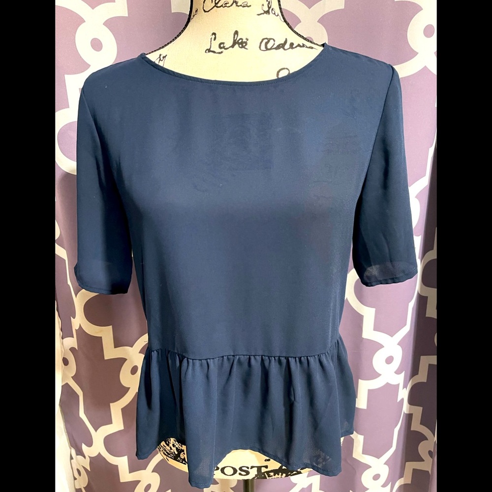 Banana Republic Pendulum Top